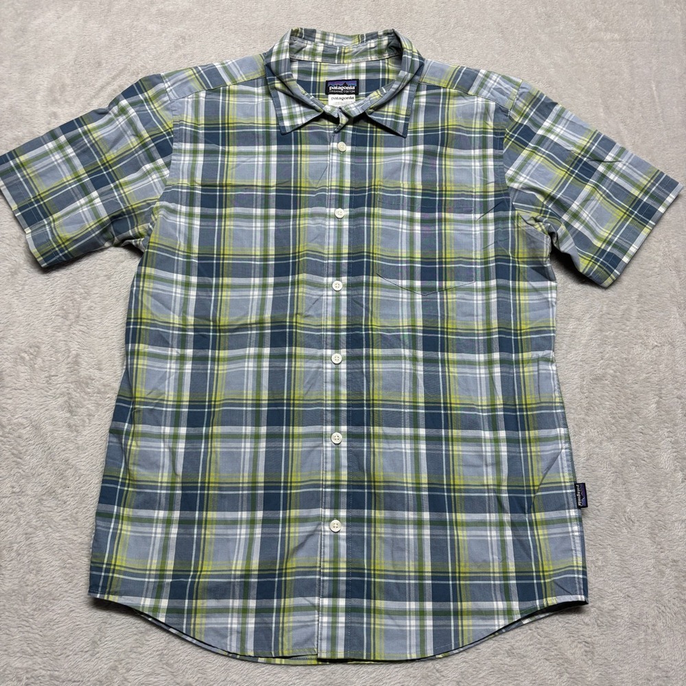 Patagonia Shirt Organic Cotton Blend Mens S Button Up Plaid S/S Hiking Camping